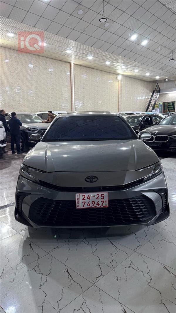 تۆیۆتا کامری 2025  بۆ فرۆشتن لە عێراق - زاخۆ